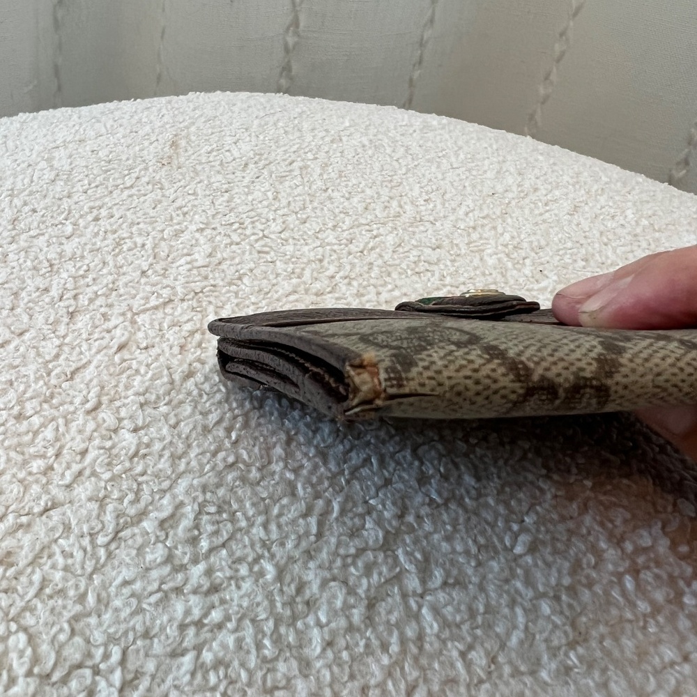 Authentic Gucci Wallet Color Brown Bi-fold GG Sherry line - Picture 4 of 11